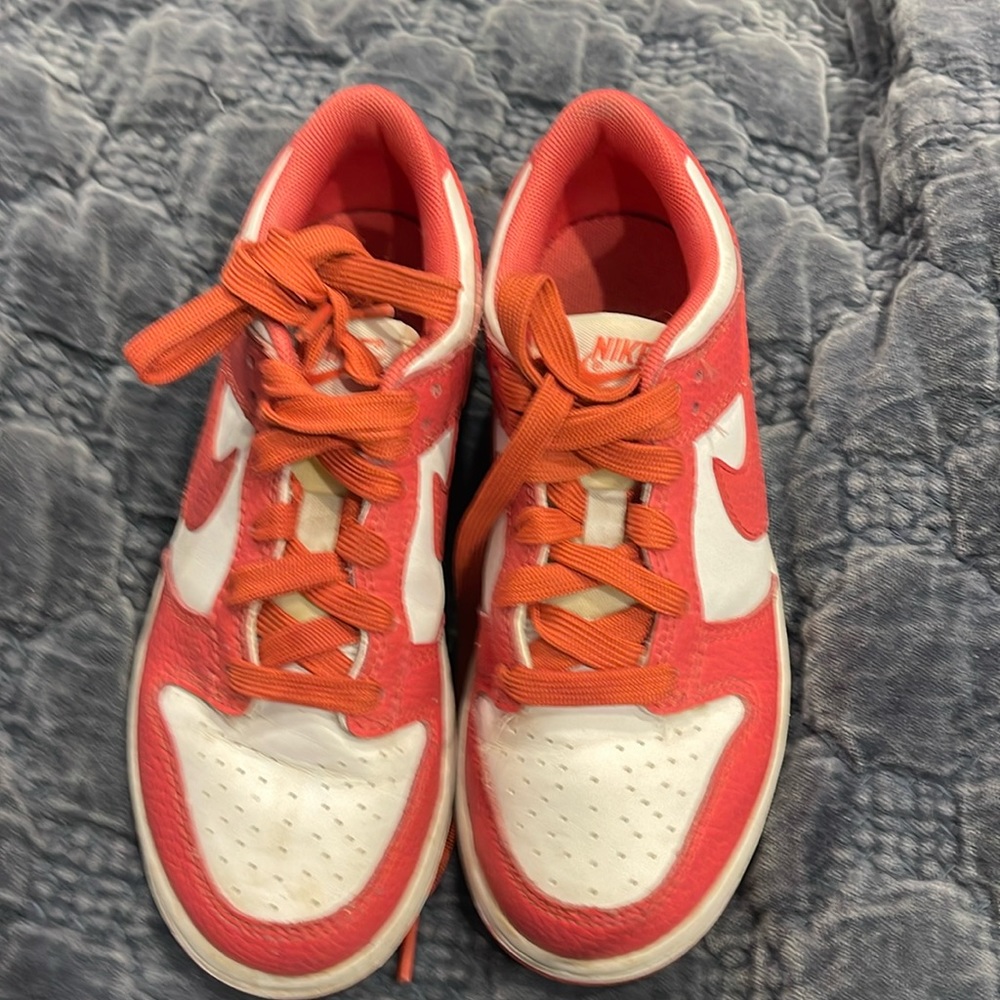 Nike low top kid’s sneakers